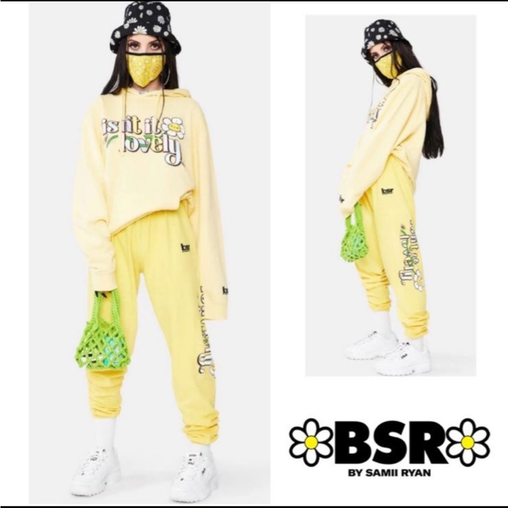 🆕 NIB by Samii Ryan Isn’t It Lovely 90’s Slouchy Sweatpants | Dolls Kill